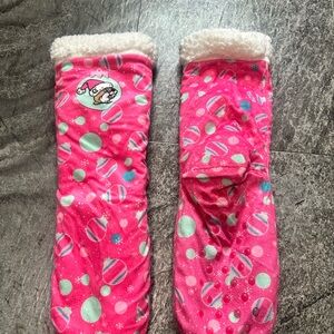 Pink Fuzzy Christmas Socks - bucees